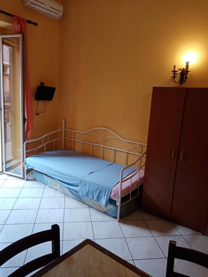 Appartement Lina House à Giardini-Naxos Extérieur photo